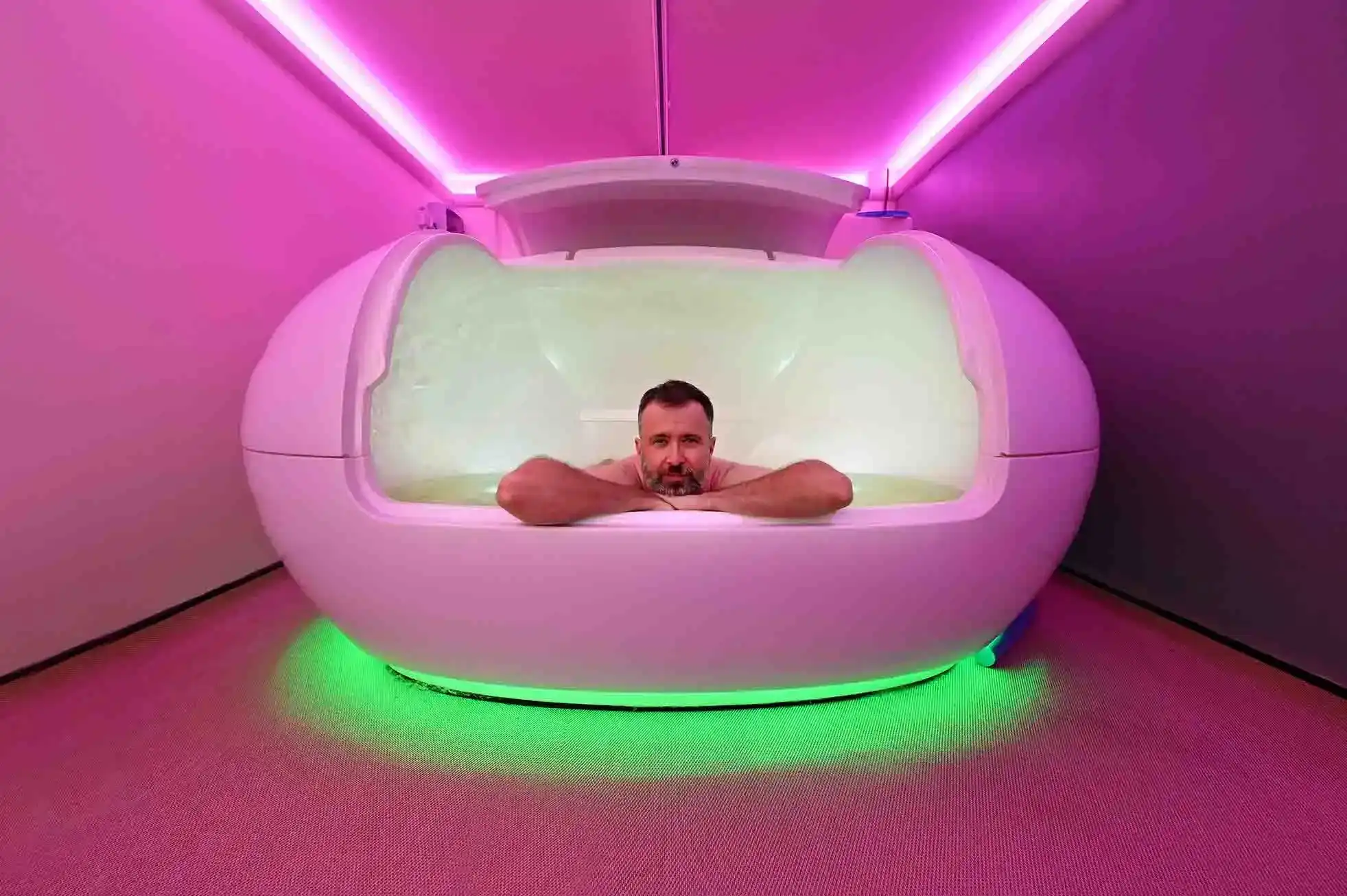 Shropshire-Float-Owners-Suzie-and-Kevin Floatation therapy at Shropshire Floats
